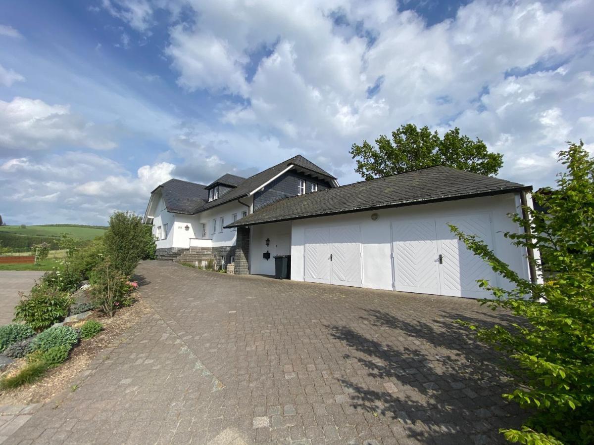 Villa Vahl Schmallenberg Exterior photo